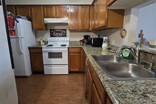 2501 Gulf Freeway, Dickinson, TX 77539 - Photo 9