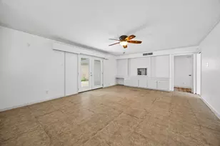 4126 Martinshire Dr, Houston, TX 77025 - Photo 9
