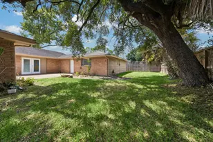 4126 Martinshire Dr, Houston, TX 77025 - Photo 5