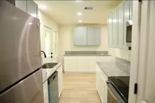5831 Chinaberry Dr, Houston, TX 77092 - Photo 5