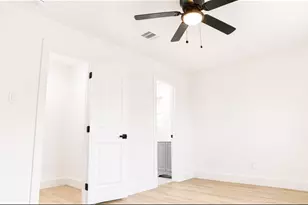 5831 Chinaberry Dr, Houston, TX 77092 - Photo 7