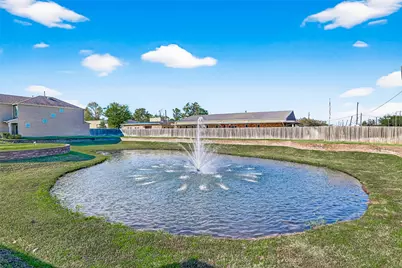 10949 Cannes Memorial Drive, Houston, TX 77043 - Photo 35