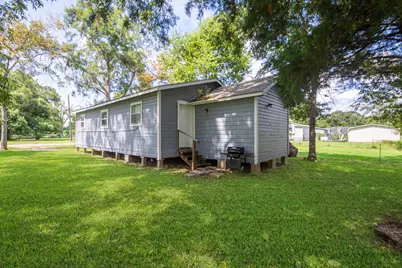 402 W Camp Street, Brazoria, TX 77422 - Photo 25