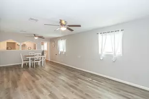 402 W Camp St, Brazoria, TX 77422 - Photo 5