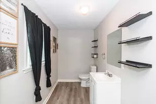 402 W Camp St, Brazoria, TX 77422 - Photo 17