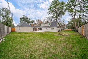 1739 Nocturne Ln, Houston, TX 77043 - Photo 43
