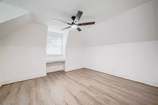1739 Nocturne Ln, Houston, TX 77043 - Photo 23