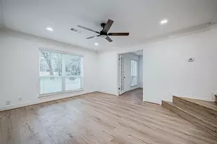 1739 Nocturne Ln, Houston, TX 77043 - Photo 19