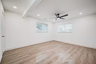 1739 Nocturne Ln, Houston, TX 77043 - Photo 33