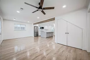1739 Nocturne Ln, Houston, TX 77043 - Photo 13