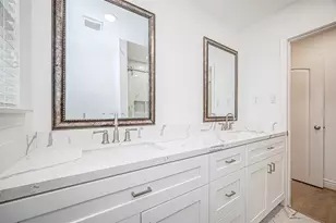 1739 Nocturne Ln, Houston, TX 77043 - Photo 31