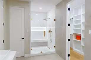 5055 Yarwell Dr, Houston, TX 77096 - Photo 19