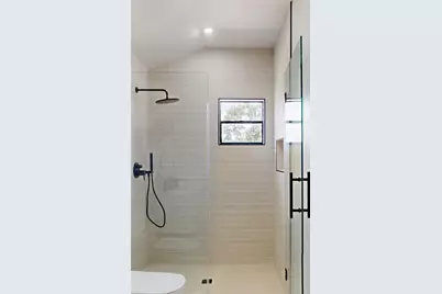 5055 Yarwell Drive, Houston, TX 77096 - Photo 35