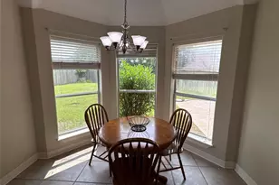 308 Williamsburg Ave, Clute, TX 77531 - Photo 13