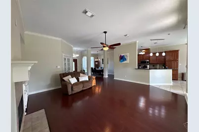 308 Williamsburg Avenue, Clute, TX 77531 - Photo 7