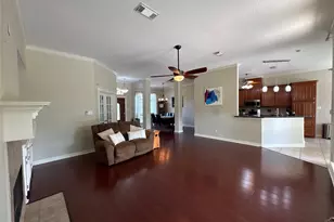 308 Williamsburg Ave, Clute, TX 77531 - Photo 7