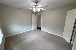 308 Williamsburg Ave, Clute, TX 77531 - Photo 21