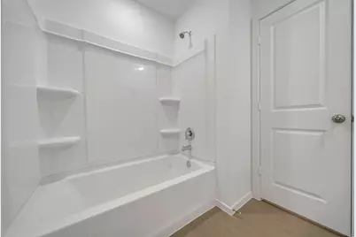 25625 Rose Creek Drive, Cleveland, TX 77328 - Photo 21