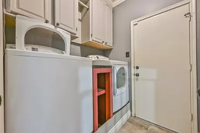 2714 Safe Harbour Circle, Friendswood, TX 77546 - Photo 19