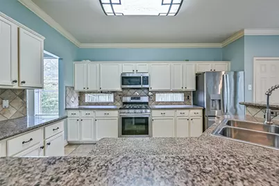 2714 Safe Harbour Circle, Friendswood, TX 77546 - Photo 13