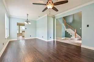 2714 Safe Harbour Circle, Friendswood, TX 77546 - Photo 7