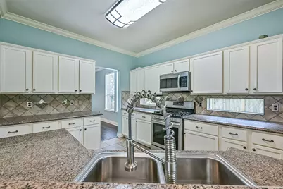 2714 Safe Harbour Circle, Friendswood, TX 77546 - Photo 9