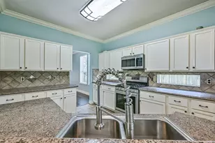 2714 Safe Harbour Circle, Friendswood, TX 77546 - Photo 9