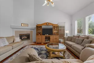 10004 Dawn Brook Dr, Pearland, TX 77584 - Photo 13