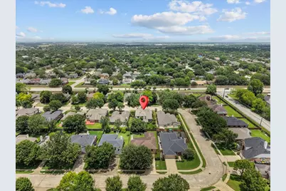 10004 Dawn Brook Drive, Pearland, TX 77584 - Photo 5