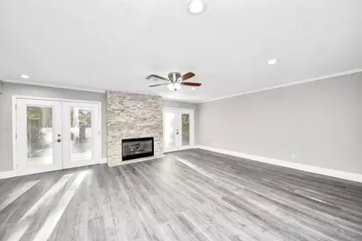 1306 Carriage Drive, Richmond, TX 77406 - Photo 7