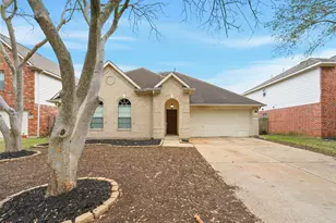 11030 Desert Springs Cir, Houston, TX 77095 - Photo 3