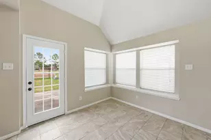 11030 Desert Springs Cir, Houston, TX 77095 - Photo 17