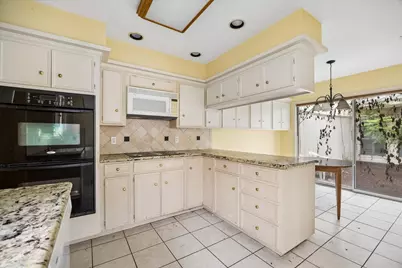 2915 Country Club Boulevard, Sugar Land, TX 77478 - Photo 5