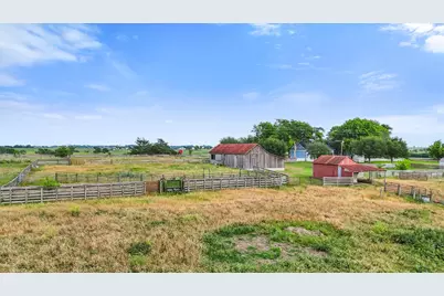 9058 Sam Houston Road, Brenham, TX 77833 - Photo 37