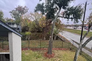 7313 Gulf Freeway, Houston, TX 77017 - Photo 3