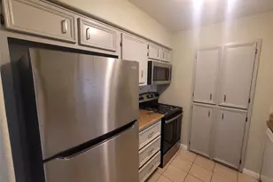 215 Postoffice, Galveston, TX 77550 - Photo 15