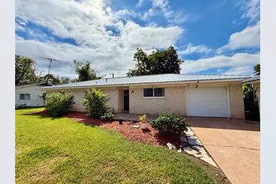 809 E Hamilton Street, West Columbia, TX 77486 - Photo 3