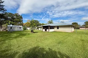 809 E Hamilton St, West Columbia, TX 77486 - Photo 31