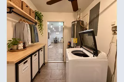 809 E Hamilton Street, West Columbia, TX 77486 - Photo 25