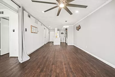 307 Yacht Club Lane #307, El Lago, TX 77586 - Photo 3