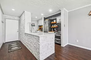 307 Yacht Club Ln, El Lago, TX 77586 - Photo 7