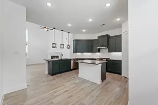 12229 Mead Grv Dr, Texas City, TX 77591 - Photo 7