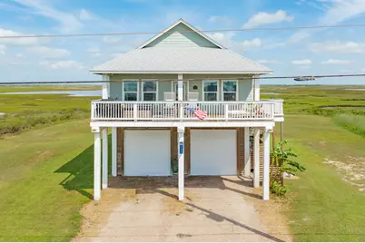 2631 Blue Water Hwy, Surfside Beach, TX 77541 - Photo 1