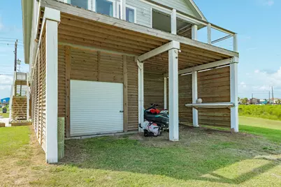 2631 Blue Water Hwy, Surfside Beach, TX 77541 - Photo 29