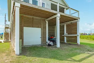 2631 Bluewater Hwy, Surfside Beach, TX 77541 - Photo 29