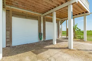 2631 Bluewater Hwy, Surfside Beach, TX 77541 - Photo 23