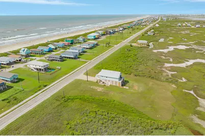 2631 Blue Water Hwy, Surfside Beach, TX 77541 - Photo 7