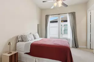 704 Paige St, Houston, TX 77003 - Photo 25