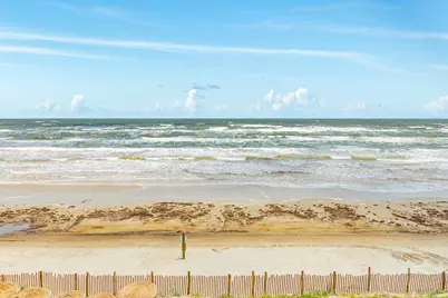 9 Blue Heron Drive, Jamaica Beach, TX 77554 - Photo 17