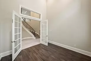 17480 Chestnut Cove Dr, Conroe, TX 77302 - Photo 9